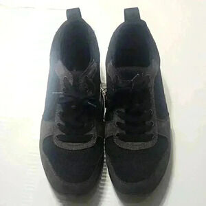 Banana Republic Mesh Trainer Sneaker